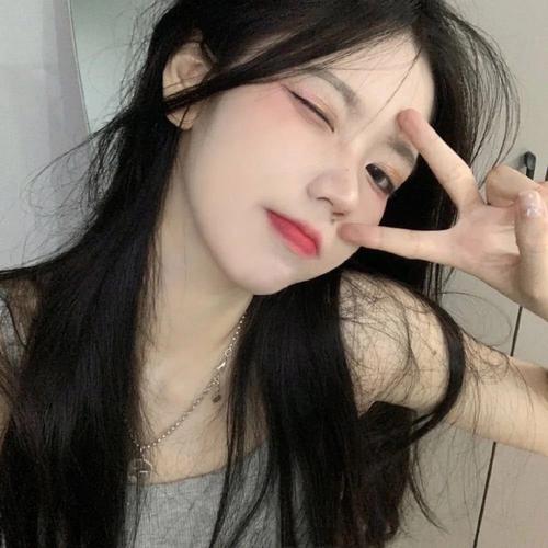 黄怡伯的头像